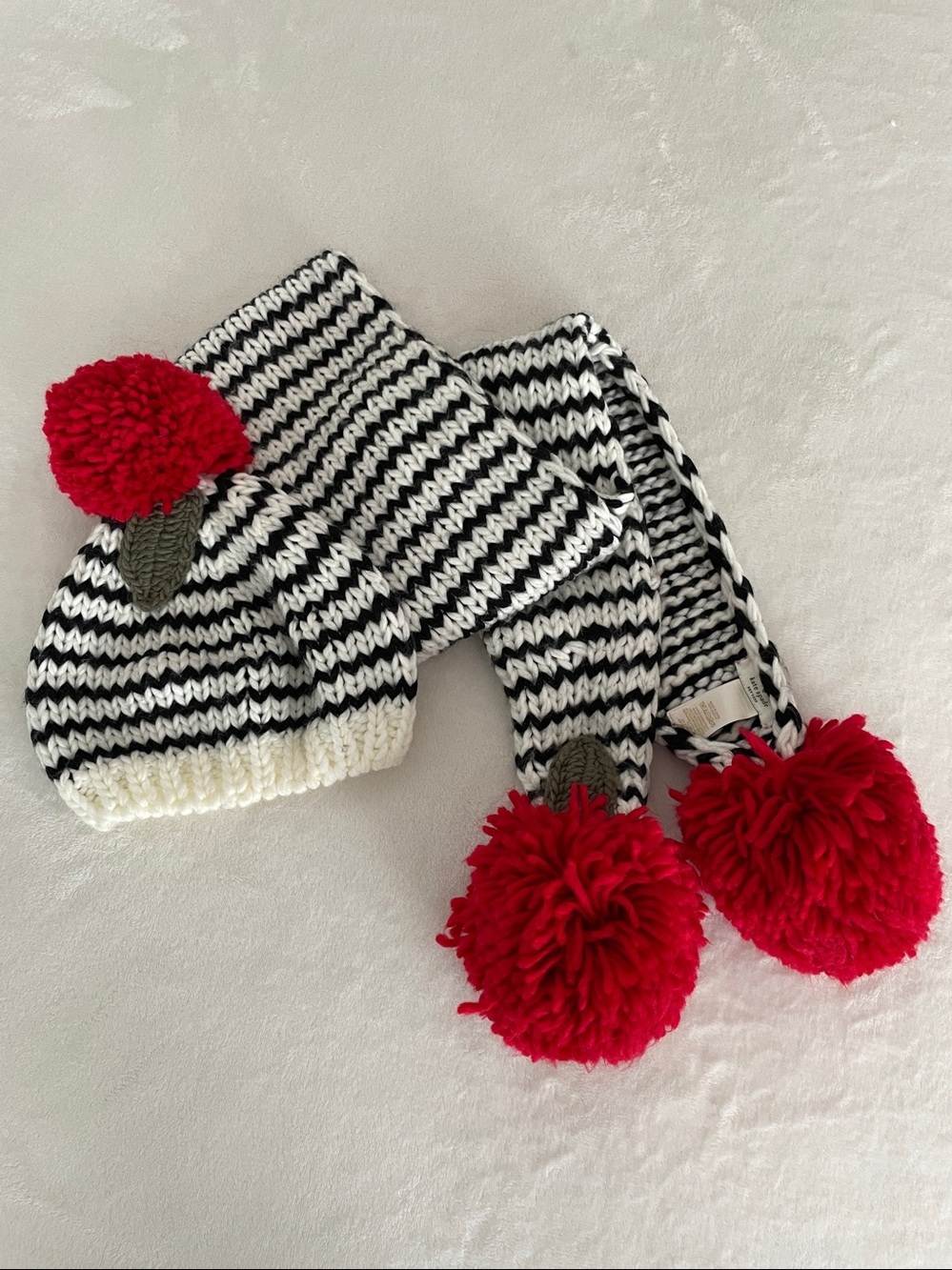 Kate Spade Stripped Chunky Cherry on Top Scarf and Beanie Hat Set Hand Knit